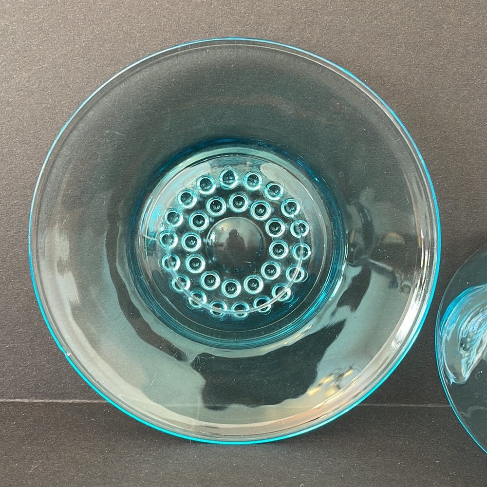 Stunning Hazel Atlas‎ Coffee Cup in Blue Capri Hobnail - Picture 4 of 6